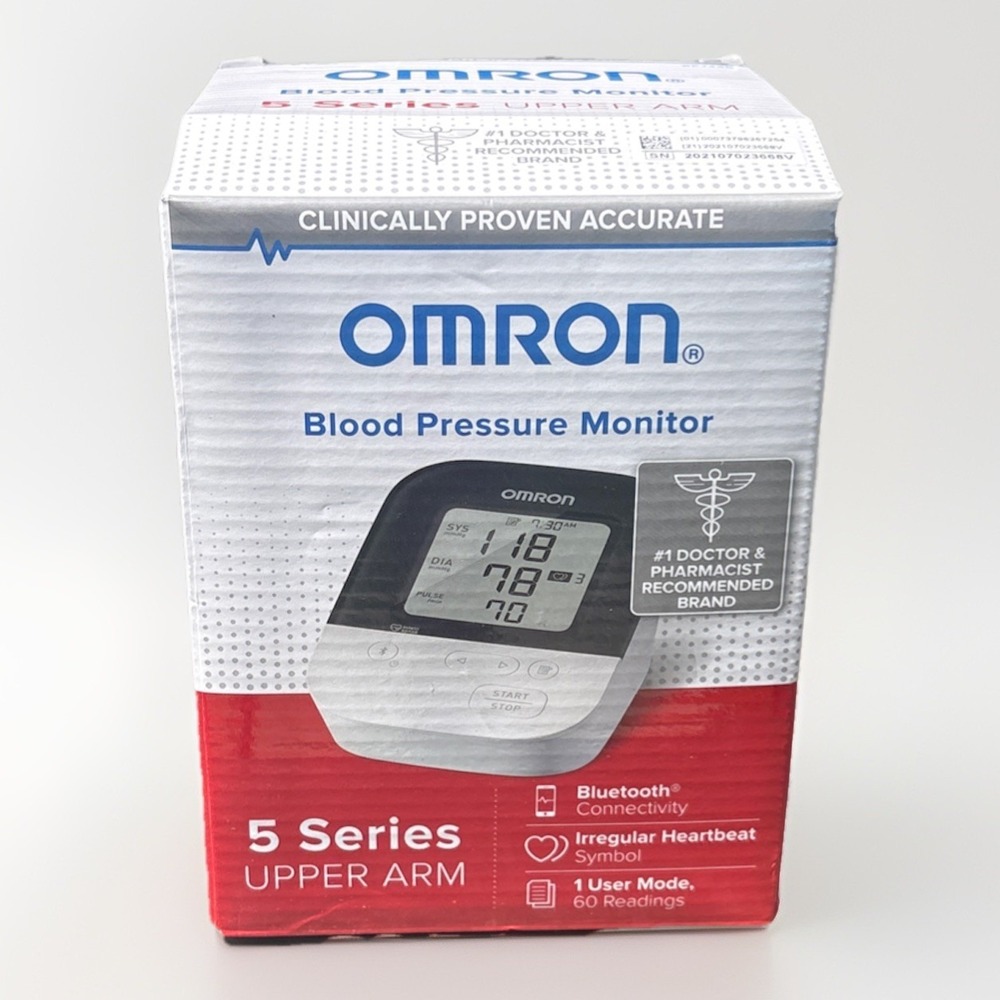 Omron 5 Series Wireless Upper Arm Blood Pressure Monitor-BP7250 Open Box- Tested